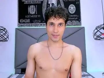 Chaturbate Live Sex Cam of buddy_whitte