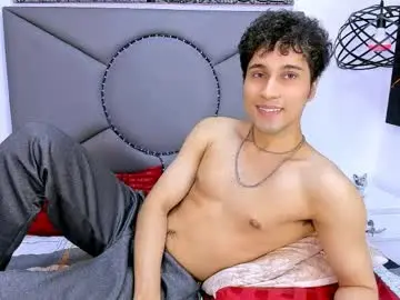 Chaturbate Free Live Porn of buddy_whitte