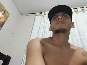 Chaturbate Free Live Porn of david_latin666_