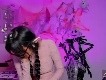 Chaturbate Live Sex Cam of lolaleah_