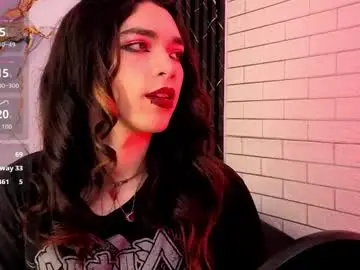 Chaturbate Live Sex Cam of maevekuro