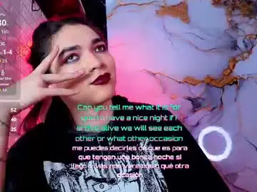 Chaturbate Live Porn of maevekuro