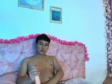 Chaturbate Live Porn of noa_hot69