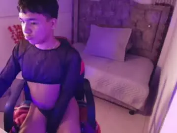 Chaturbate Best live sex cam show of noa_hot69