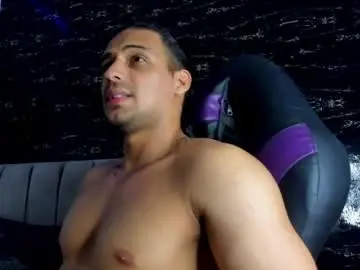 Chaturbate Live Sex Cam of thomas__wayne