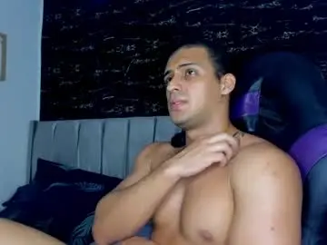 Chaturbate Live Sex of thomas__wayne