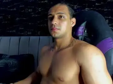 Chaturbate Free Live Porn of thomas__wayne