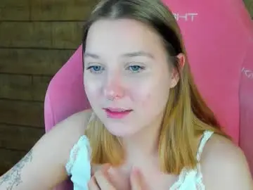 Chaturbate Live Sex Cam of tinaburton