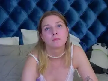 Chaturbate Live Sex Cam of tinaburton