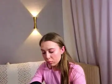 Chaturbate Live Sex Cam of alorapiana