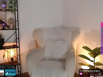 Chaturbate Live Sex of lucylia_