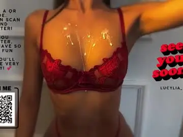 Chaturbate Free Porn Cam of lucylia_