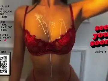Chaturbate Private Sex Chat of lucylia_