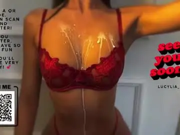 Chaturbate Private Sex Chat of lucylia_