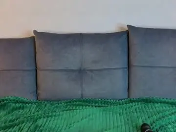 Chaturbate Live Porn of ohyumiyes