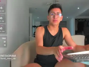 Chaturbate Live Sex Cam of santi_mdz