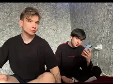 Chaturbate Watch Live Sex Cams of stralght_twinks