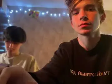 Chaturbate Live Sex Cam of stralght_twinks