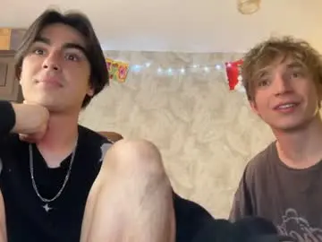 Chaturbate Live Sex Cam of stralght_twinks