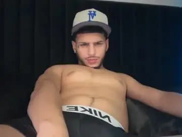 Chaturbate Sex Cam of handsome_dick_swanger