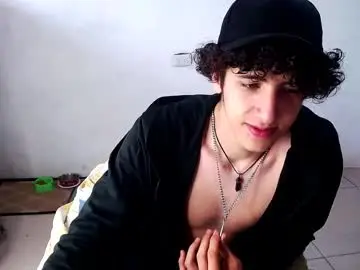Chaturbate Sex Chat of noah_sokolov_