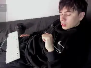 Chaturbate Watch Live Sex Cams of _broken_47