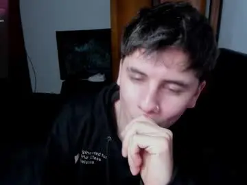 Chaturbate Live Sex Cam of _broken_47