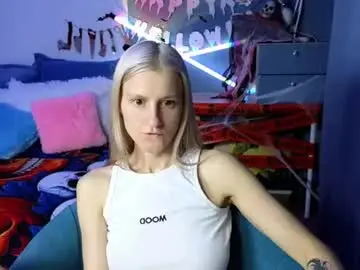 Chaturbate Live Sex Cam of alinika08