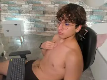 Chaturbate Private Sex Chat of justin_tay1