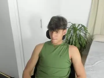 Chaturbate Best live sex cam show of lucacosta19