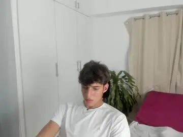 Chaturbate Live Sex of lucacosta19
