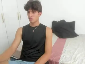 Chaturbate Live Sex of lucacosta19