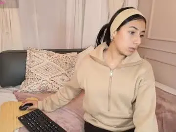 Chaturbate Free Live Porn of nahomi_key_