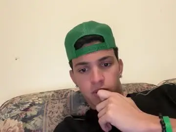 Chaturbate Best live sex cam show of sbouchikh03