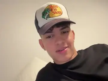 Chaturbate Best live sex cam show of sbouchikh03