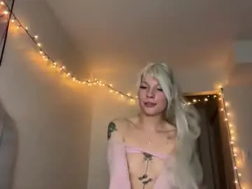 Chaturbate Live Sex Cam of annieangel18