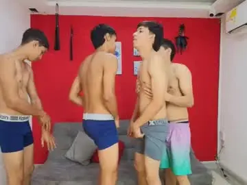 Chaturbate Watch Live Sex Cams of chillbicrew