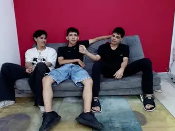 Chaturbate Sex Cam of chillbicrew