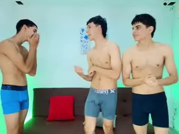 Chaturbate Live Sex of chillbicrew