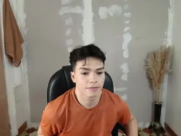 Chaturbate Live Sex Cam of luandy_