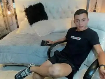 Chaturbate Live Sex of oliver_chaze