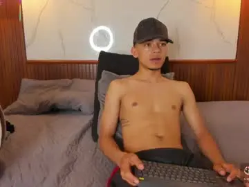 Chaturbate Free Porn Cam of lillian_lee1