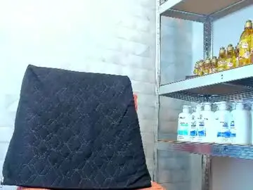 Chaturbate Adult Video Chat of lillian_lee1