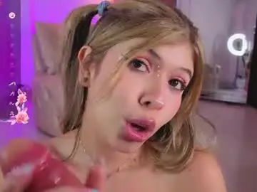 Chaturbate Adult Webcam of nataasha___