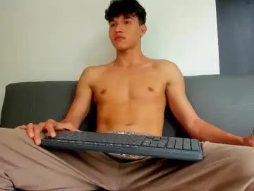 Chaturbate Watch Live Sex Cams of yizus_bonz