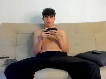 Chaturbate Live Sex of yizus_bonz