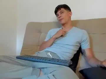 Chaturbate Sex Cam of yizus_bonz