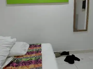 Chaturbate Best live sex cam show of yizus_bonz