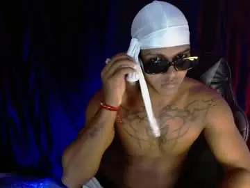 Chaturbate Adult Webcams of zoriel_derox