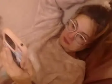Chaturbate Free Porn Cam of flowercandydoll13